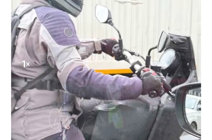 Royal Enfield Himalayan 750 spotted with alloy wheels